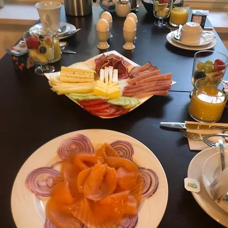Pension-seegarten 住宿加早餐酒店