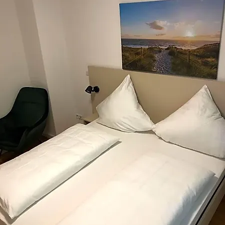 Pension-seegarten 住宿加早餐酒店 3*