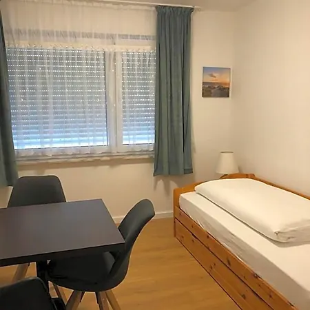 Pension-seegarten 3* 诺德代希
